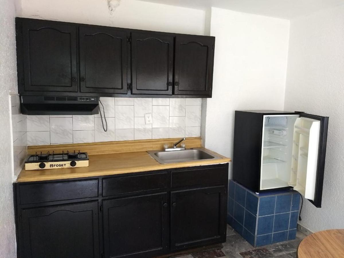 Departamentos Ambassador Apartment Тихуана Екстериор снимка